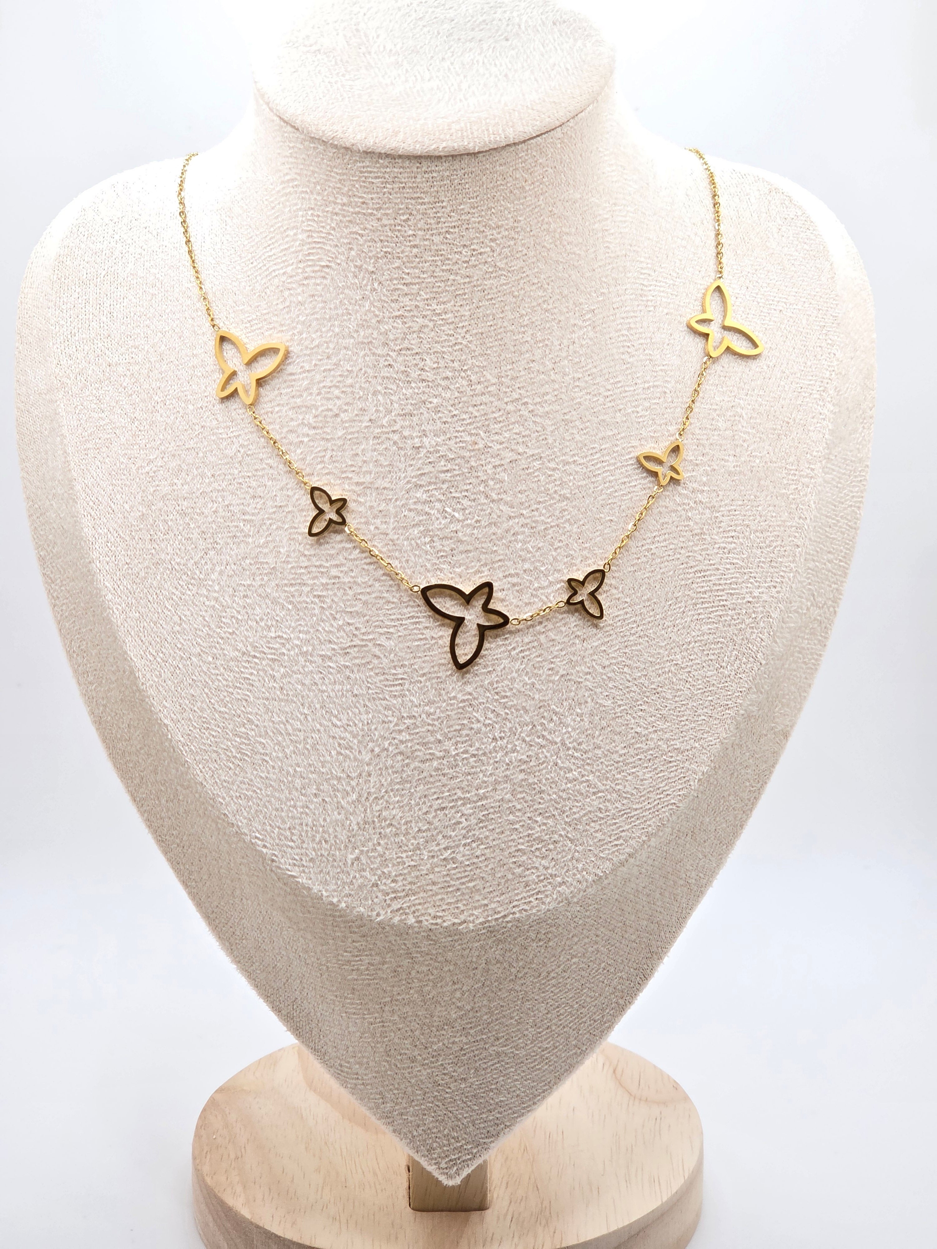 Aeli Necklace