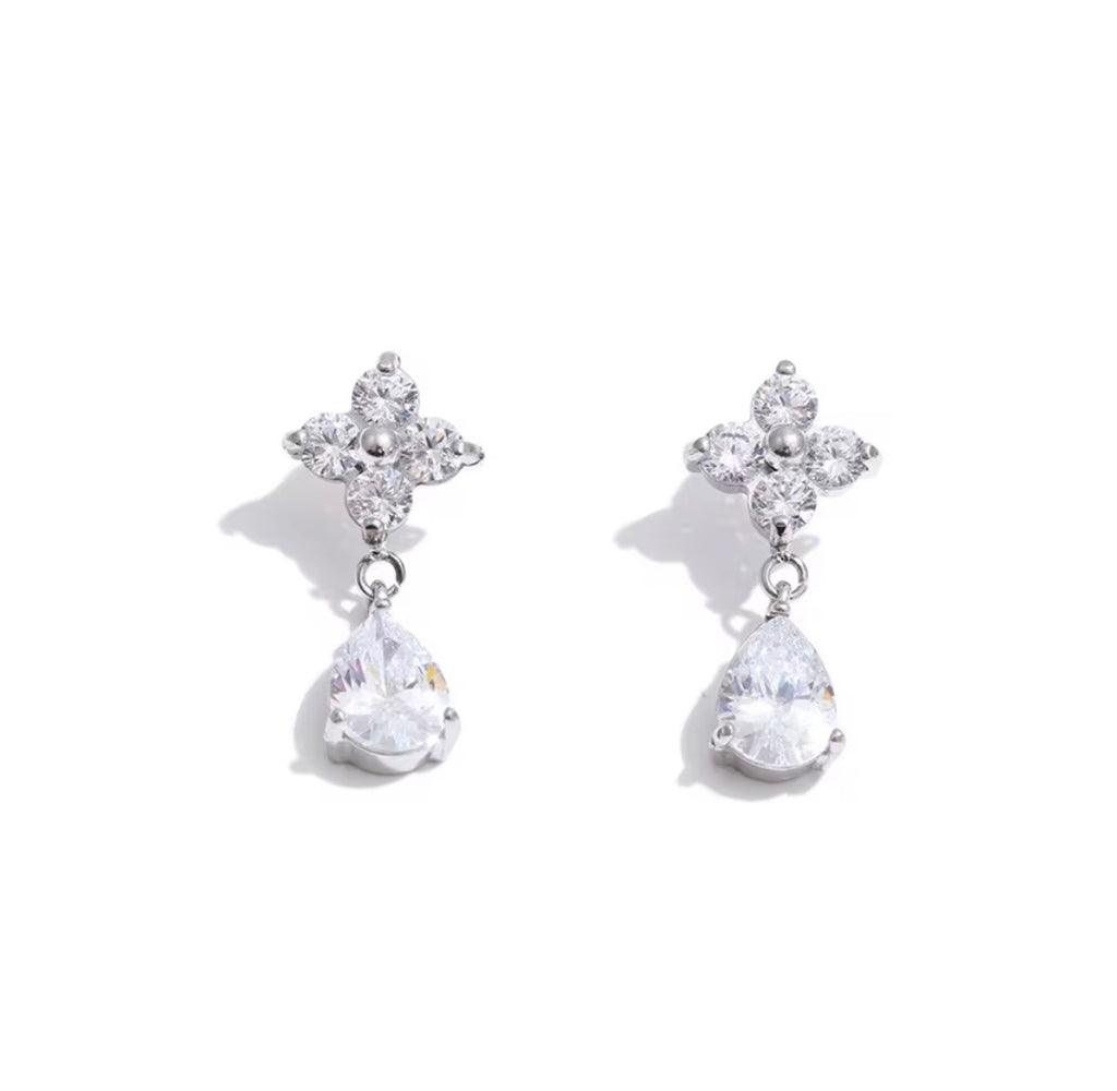 Loria Earrings